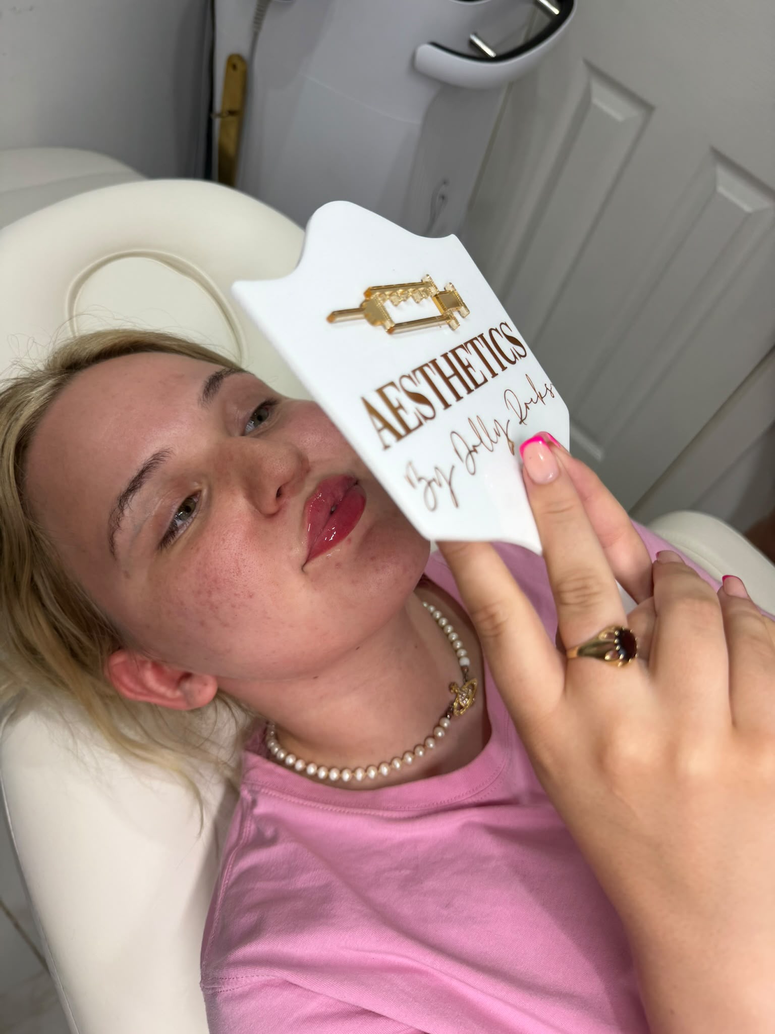 Dolly Rocks Aesthetics practitioner